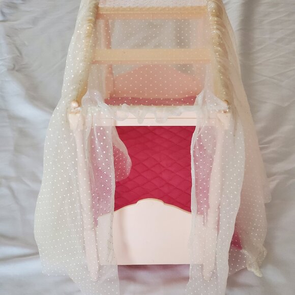 Vintage Barbie Doll Dream Bed Canopy Bed 1985 - Picture 8 of 9